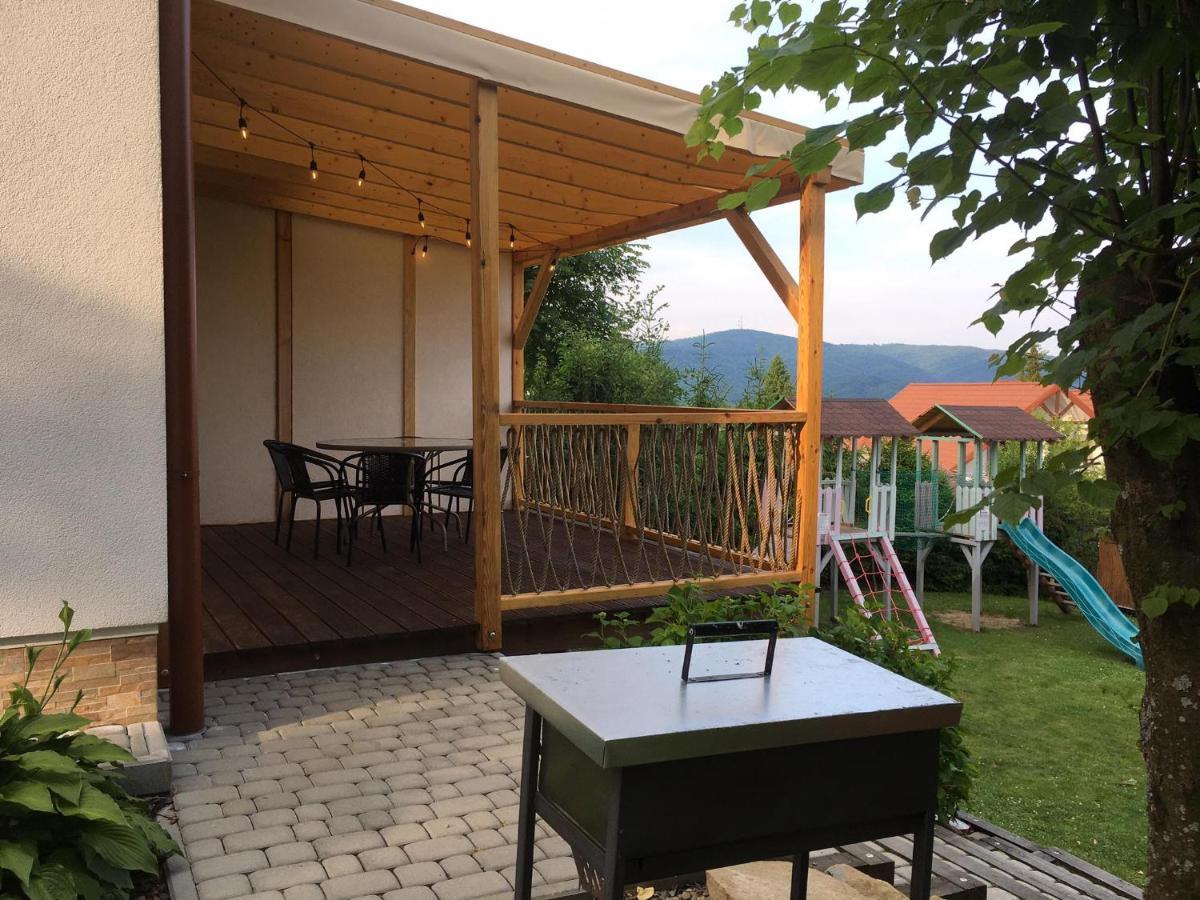 Bieszczadzki Hals - Dom Blizniak Apartamento Polańczyk Exterior foto